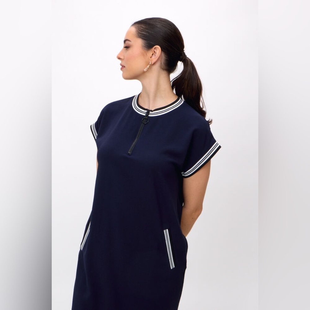 Zara Navy Short Sleeve Dress with White Trim - Picture 2 of 10